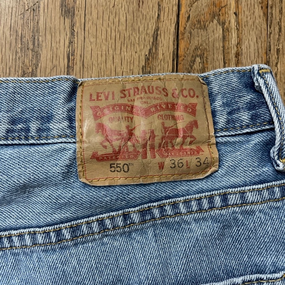 Levi Strauss 550 Shorts - Picture 3 of 3